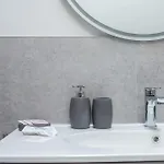Casa Martinèt- Prestogioso 2 2 Bagni Privati Con Terrazza 35m Appartamento Bra